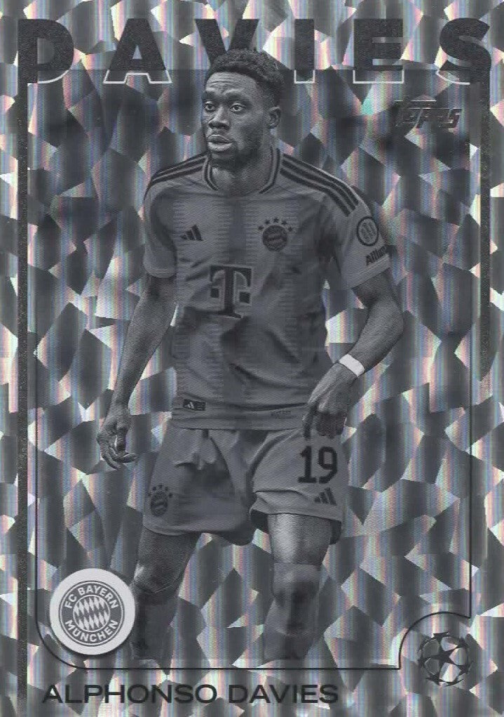 Topps UCC Flagship 2024/25 Alphonso Davies Parallel UEFA Club Card 38/150