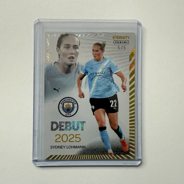 Panini Eternity WSL 25/26 Sydney Lohmann Debut Gold 5/5 Man City Bookend Card