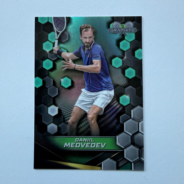 Topps 2024 Graphite Tennis Daniil Medvedev Green Refractor Chrome Card 41/199