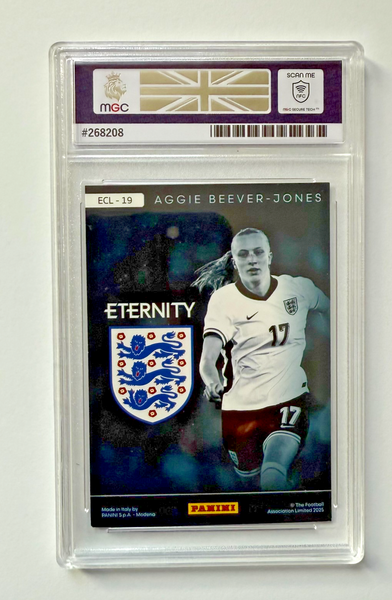 Panini Eternity Lionesses 2025 Aggie Beever-Jones Eclipse Magenta /25 England